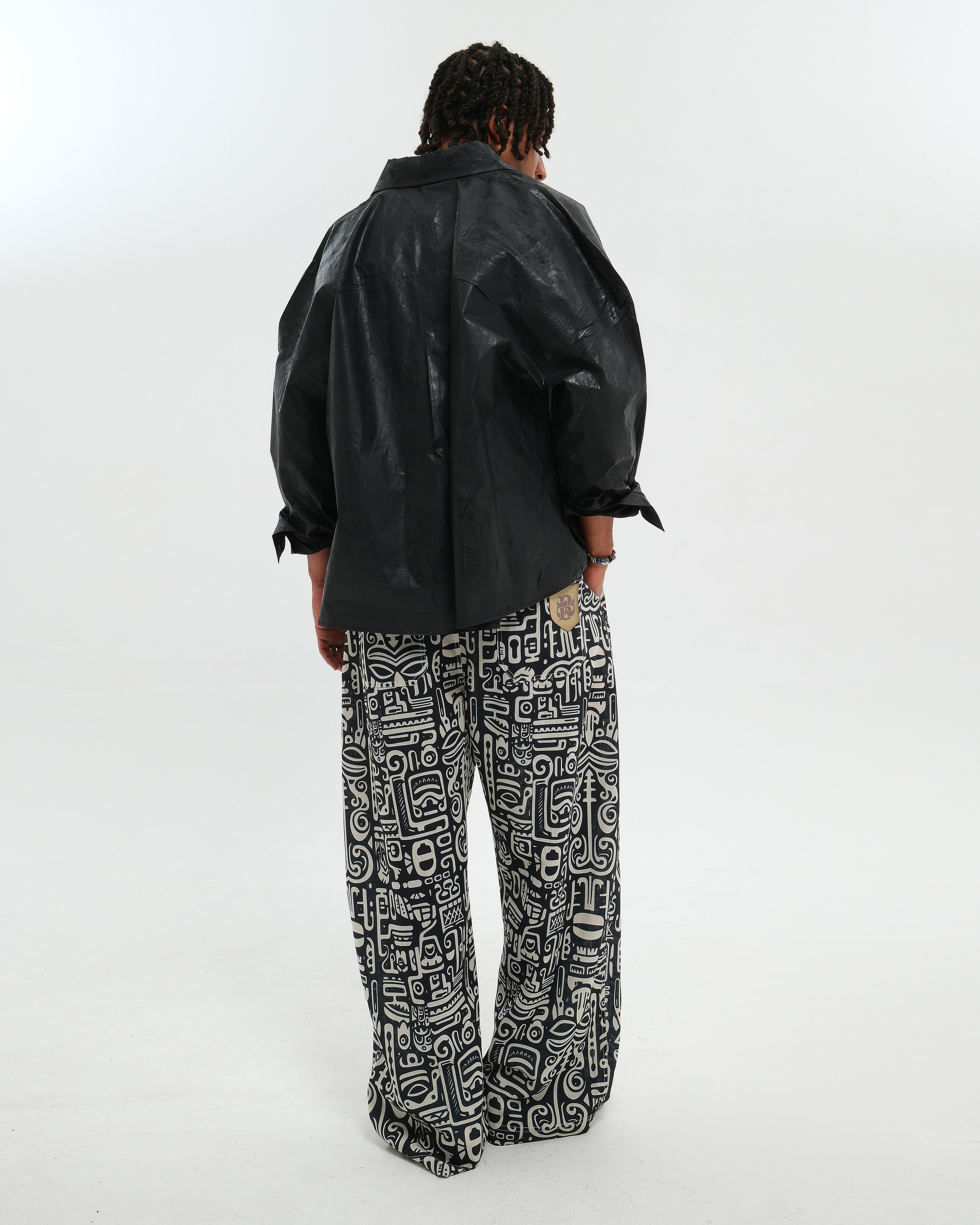 VARNISH WASH SHIRT BLACK