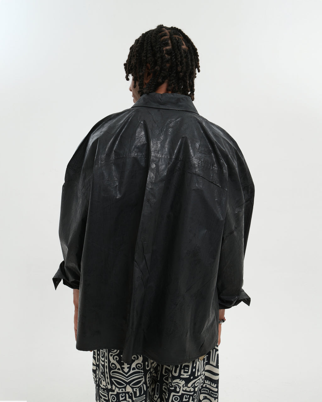 VARNISH WASH SHIRT BLACK