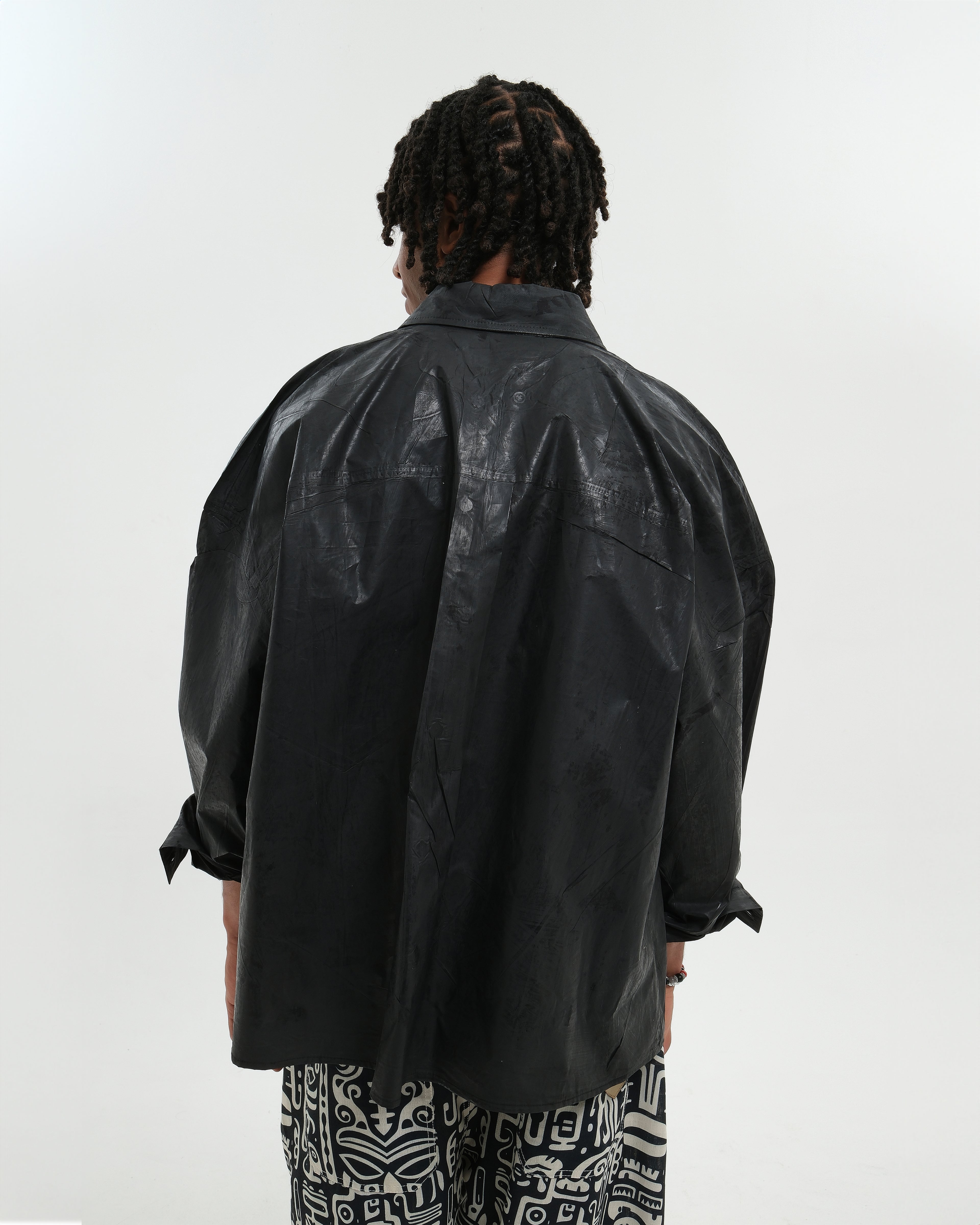 VARNISH WASH SHIRT BLACK