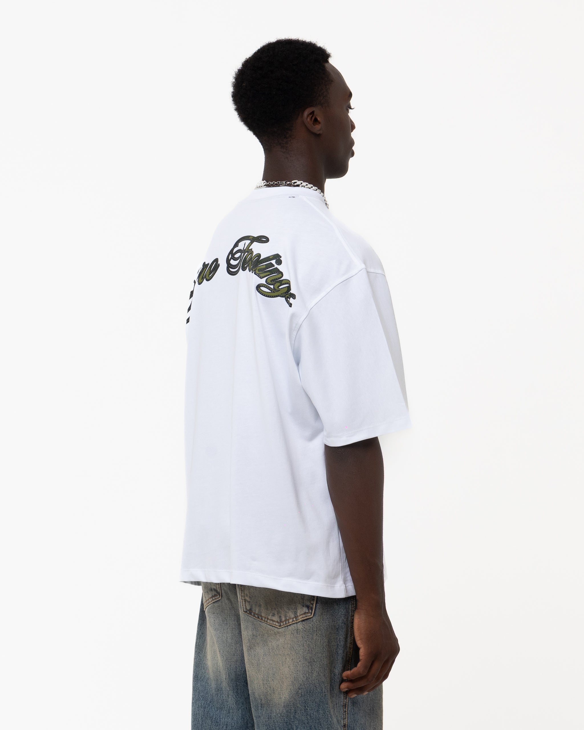 PURE FEELINGS WHITE TEE