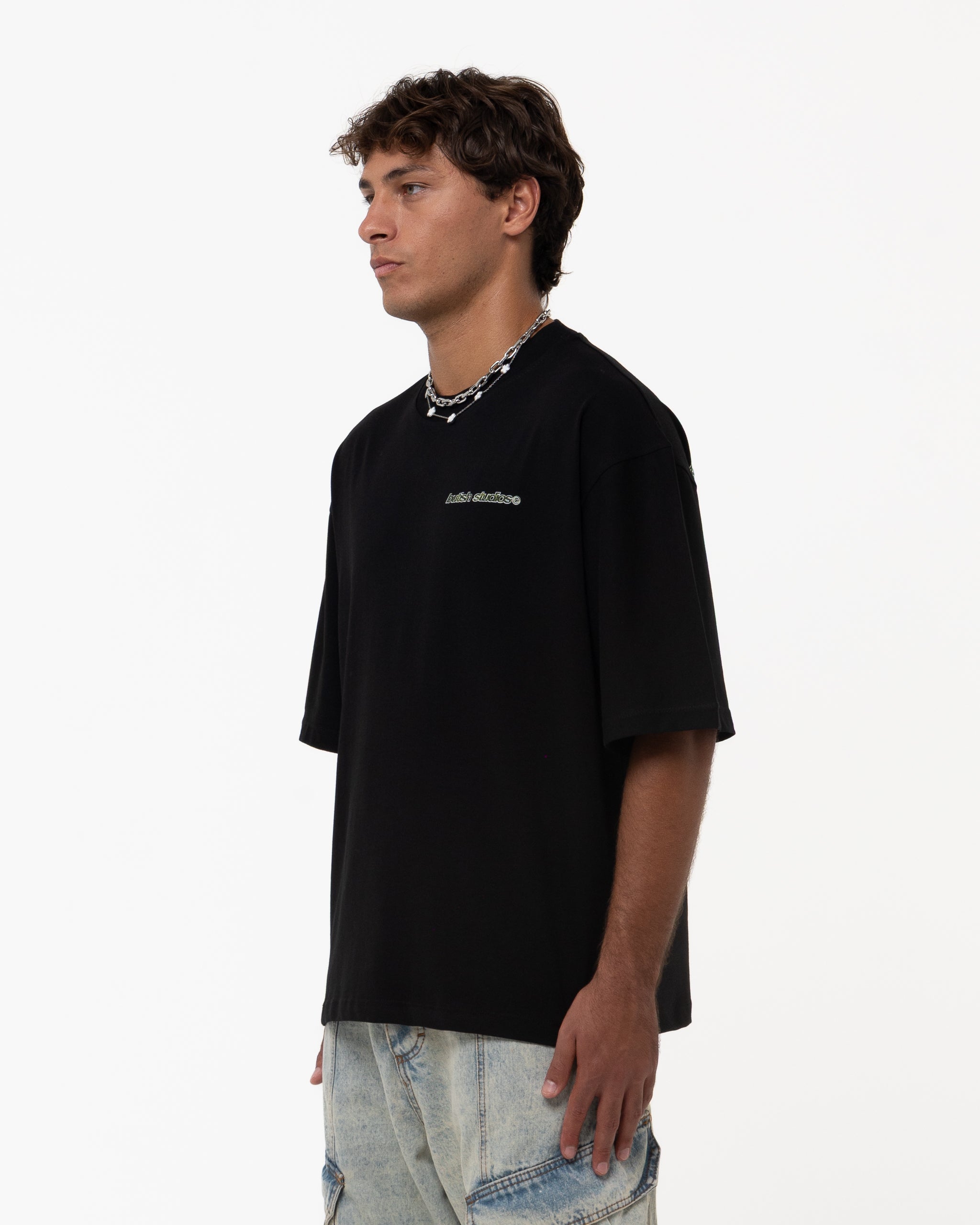 PURE FEELINGS BLACK TEE