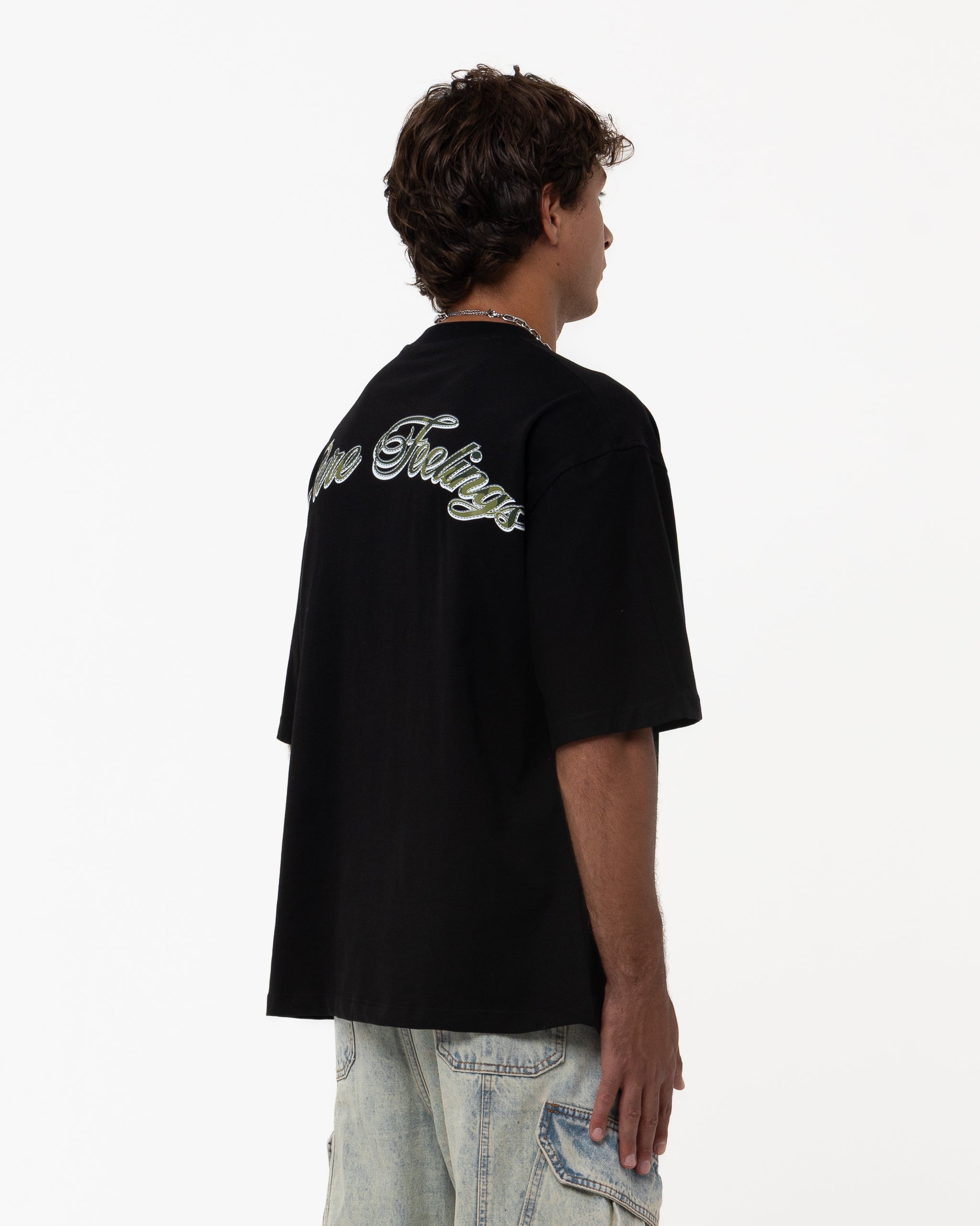 PURE FEELINGS BLACK TEE