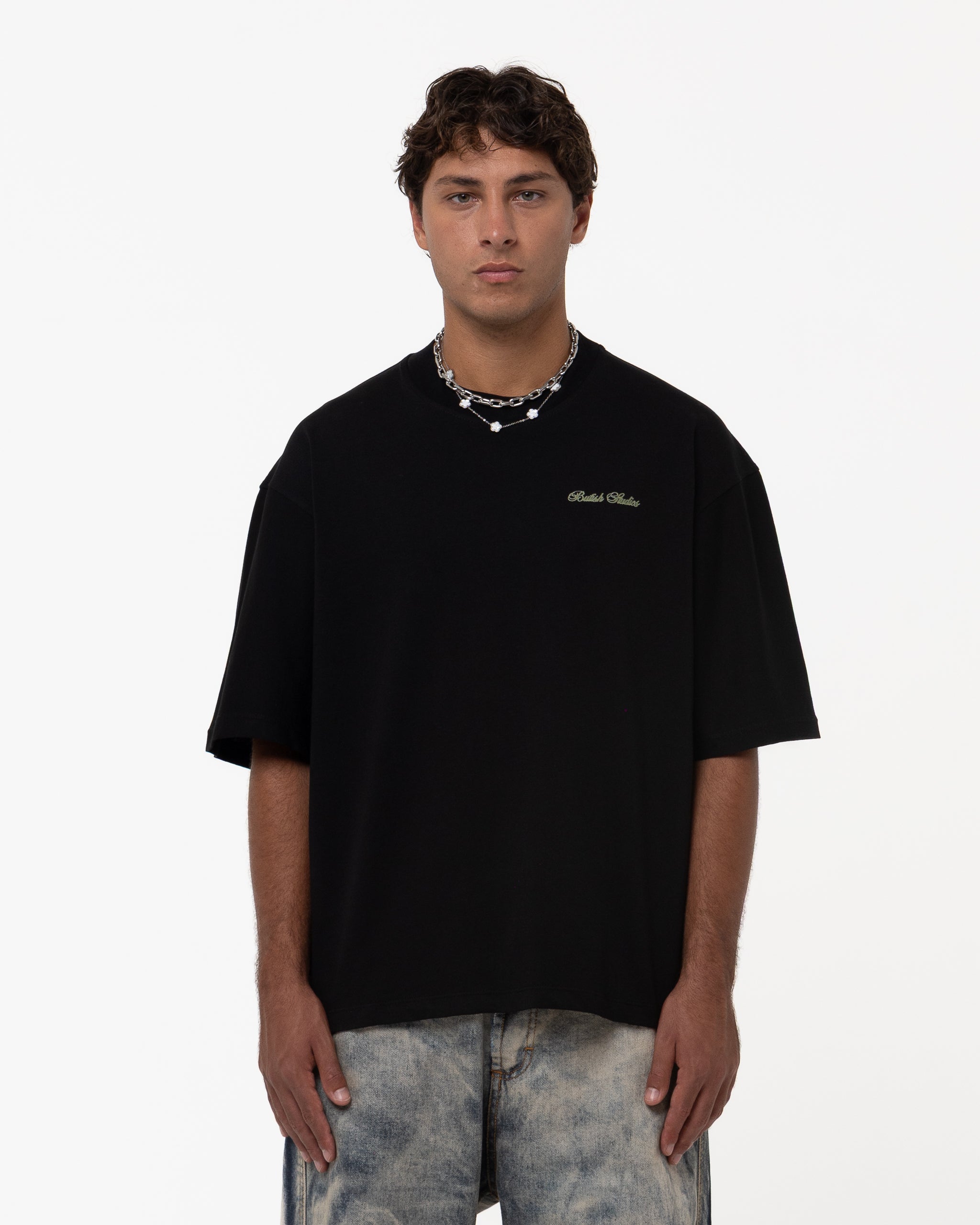 CRUSH ON U BLACK TEE