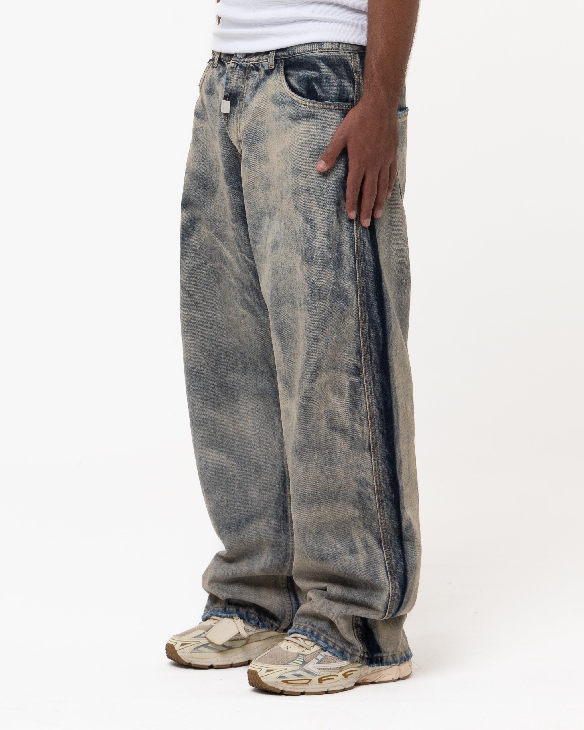 ICE WASH JEANS