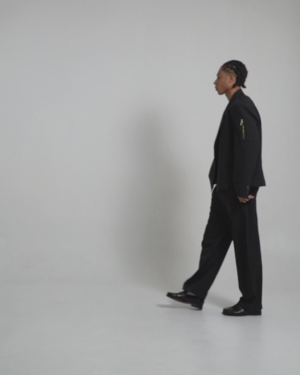 OFF RULES SUIT BLACK